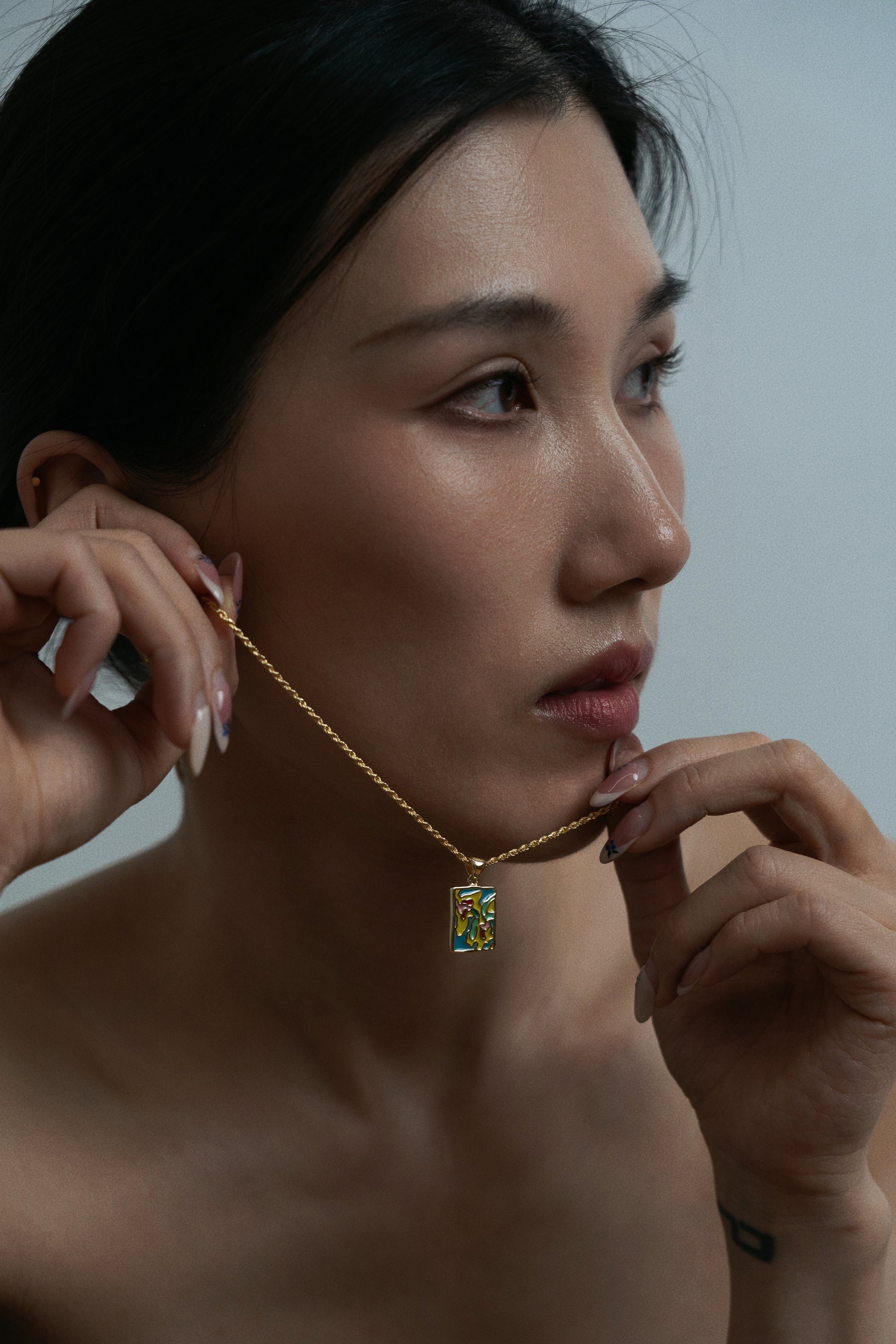The Flame Lily Necklace - Gold